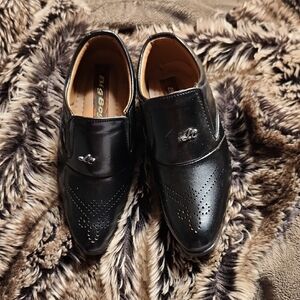 A192 Boys Dress Shoes